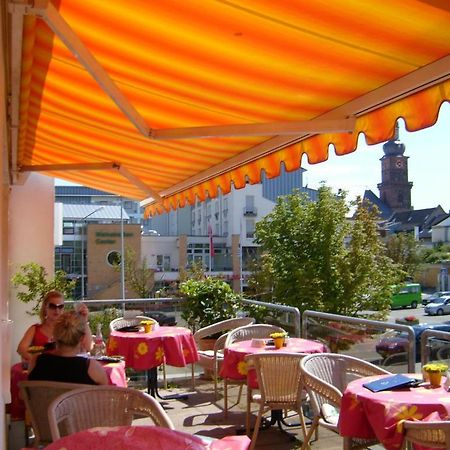 Stadtcafe Pension Grünstadt Exteriör bild